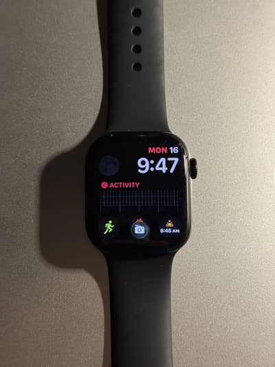 Apple Watch Series 10 (42mm) – Complete Box – Excellent Condition