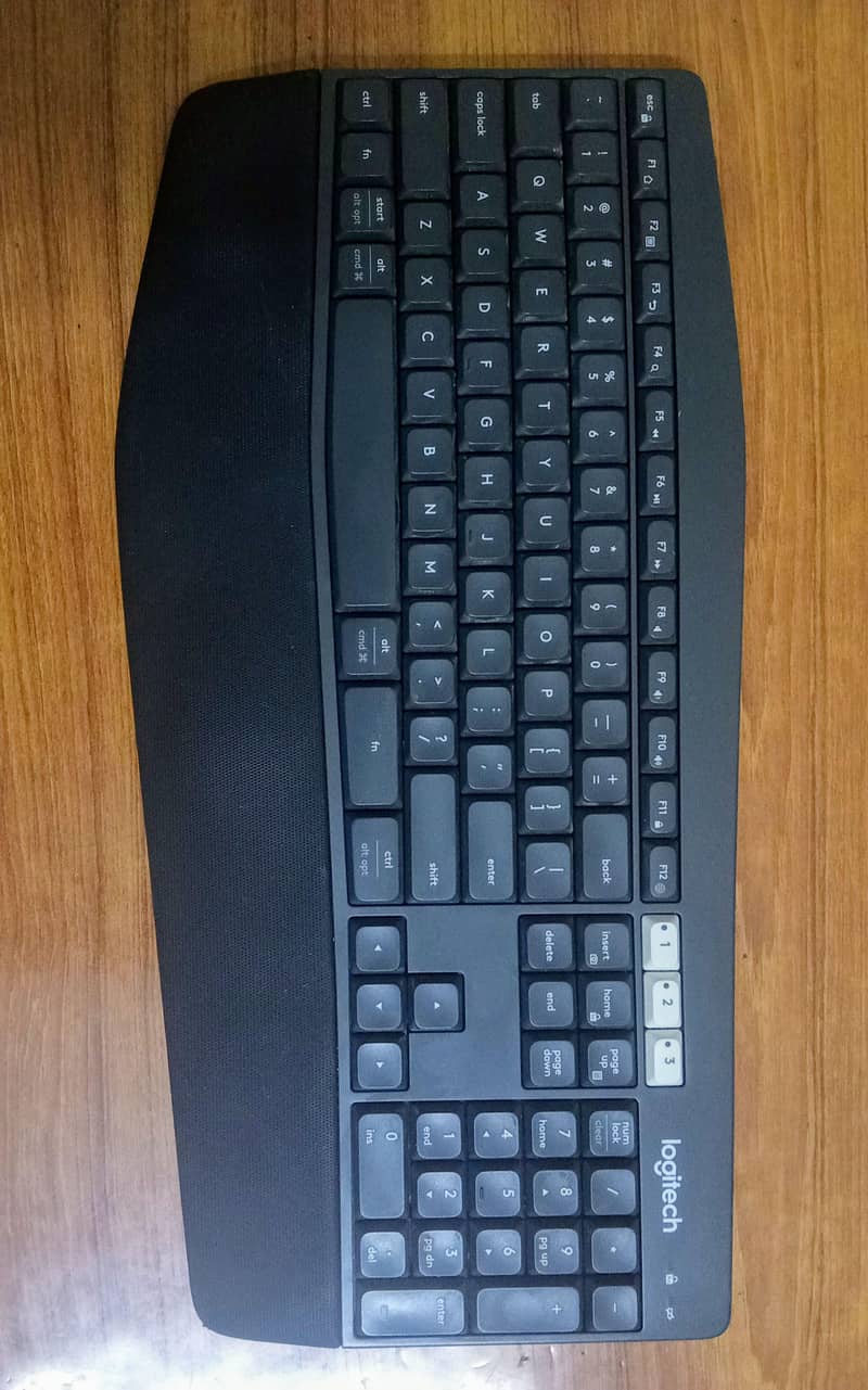 K850 Performance Logitech wireless keyboard 2