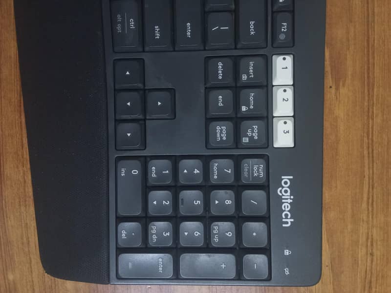 K850 Performance Logitech wireless keyboard 9