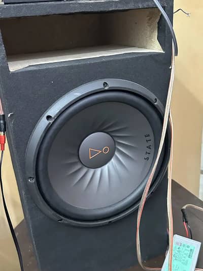 JBL 4000W amplifier with woofer 2 kenwood speakers and power supply