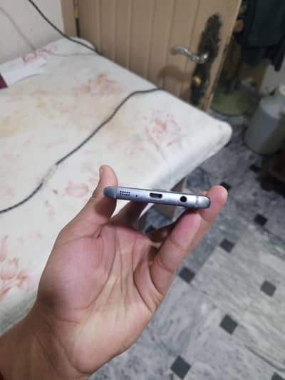SAMSUNG GALAXY S7 4/ 32 PTA APPROVED FOR SALE