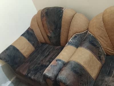 2 sofas at good condition