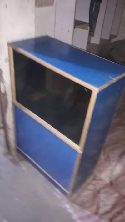 conunter and shop rack