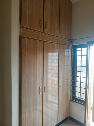 12 Marla Uper Portion Available For Rent