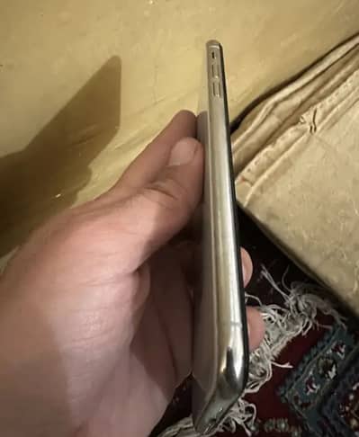 ipone xsmax 256 gb Physical + sim 2 9 PTa  say regaster hea