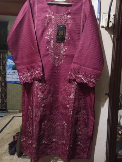 embroidery large size suit