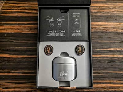 Klipsch earbuds T5 just box opened