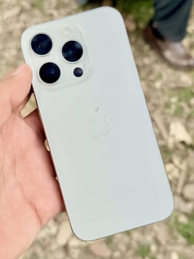 Iphone 15 pro Non PTA - JV