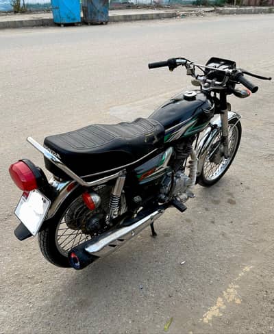 Honda CG 125 2023