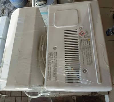 110 inverter ac hai bilkul new loot Aya hai 110 convertor ka Sath