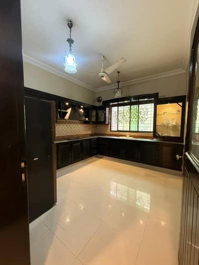 Ceview Apartment Defence Dha phase 5 Ceview apartment 4 bed D D C facing available for rent