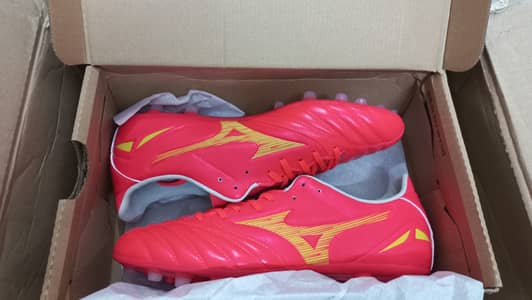 New Football Shoes/Studs