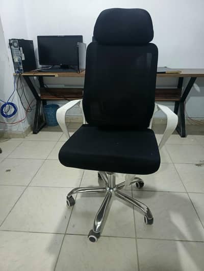20 Pcs Office Chairs with Head Set