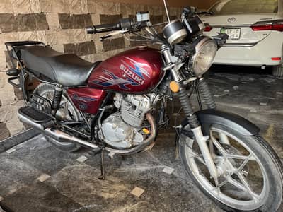 Suzuki GS 150 SE