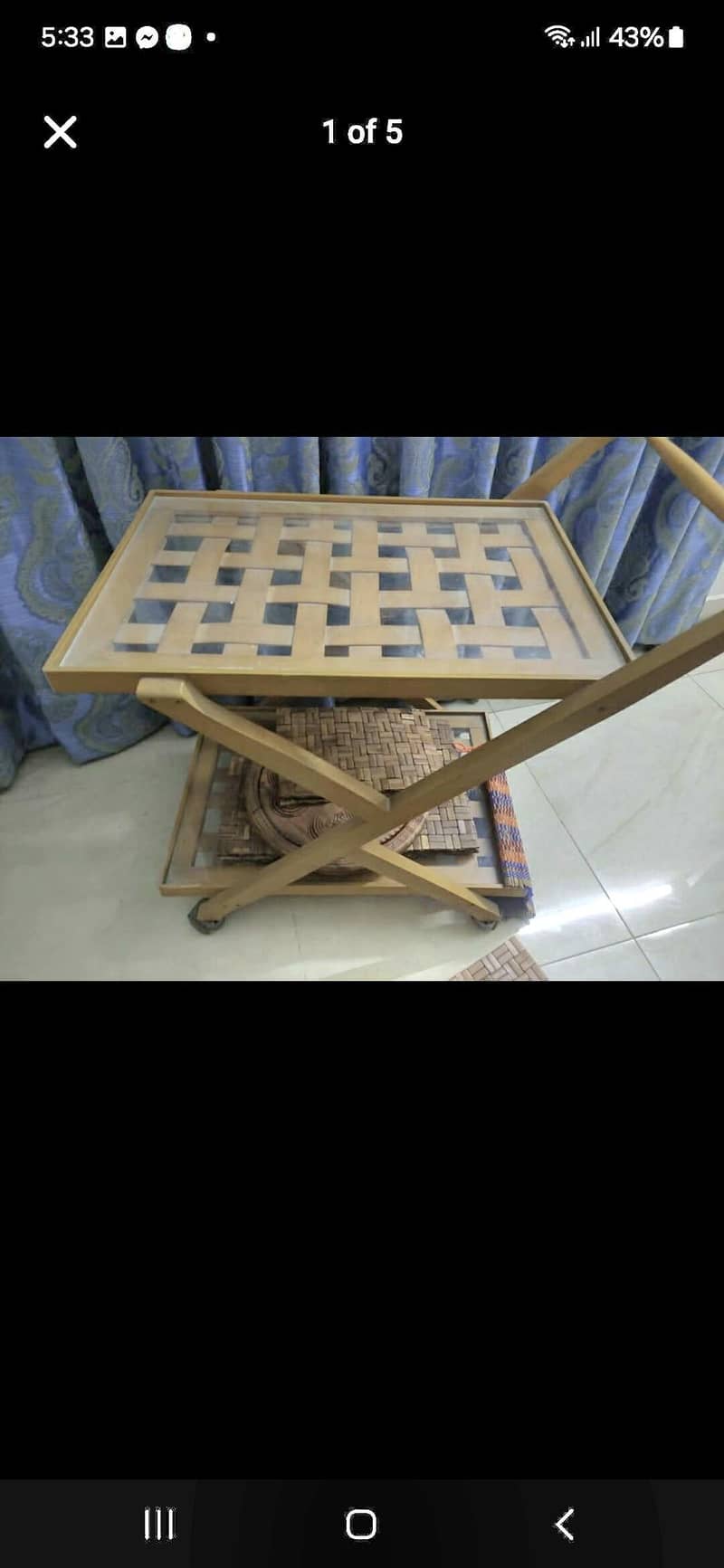 Tea trolly nd dressing table 0