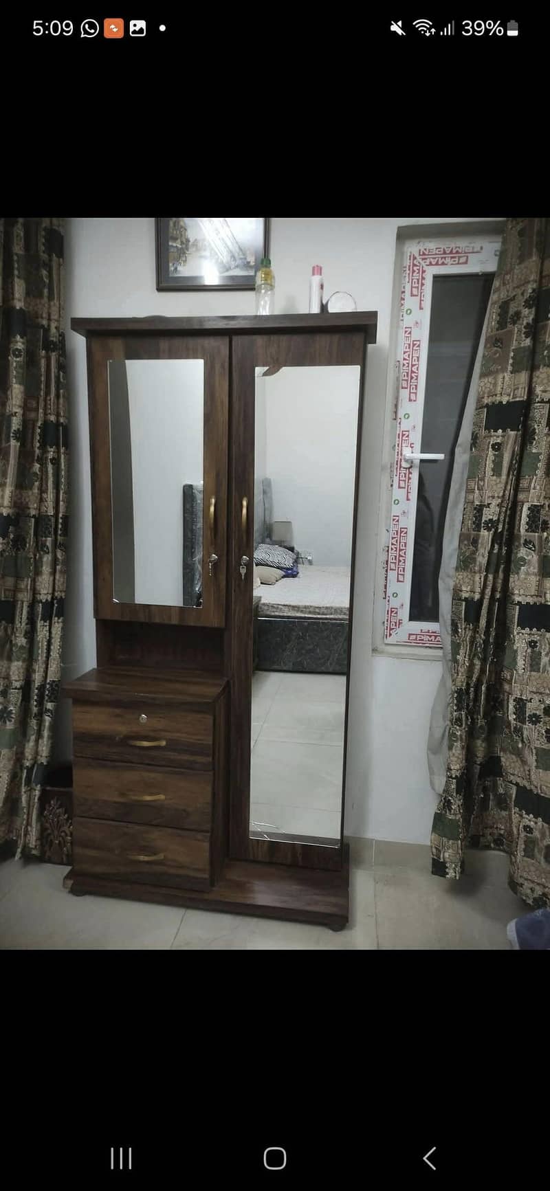Tea trolly nd dressing table 3