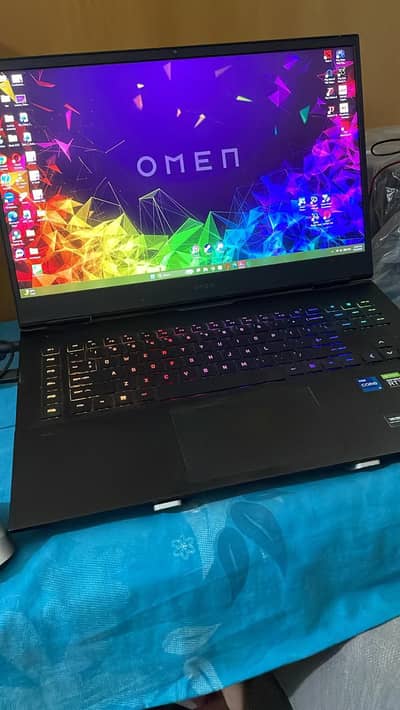 HP OMEN 17 2k - Max Power 330W - Best for Gaming and Graphics work