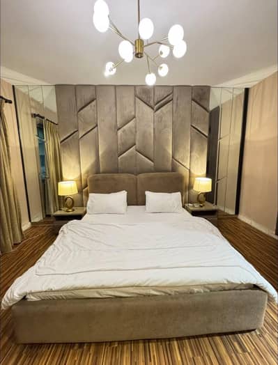 family and couple Room for rent daily basis & short time