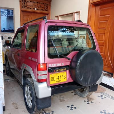 Beautiful Mitsubishi Pajero Mini, genuine inside outside shower for 55