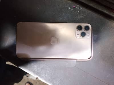 11 pro max 64 gb  exchnage cg 125 non pta golden color