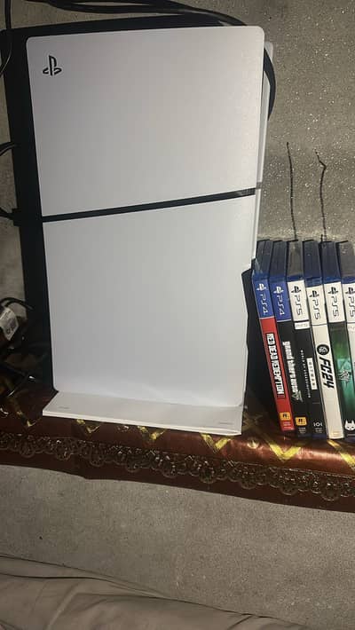 Ps5 1tb (new) 1 day used With games