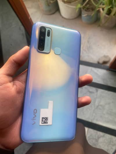 VIVI Y30 4+4/128GB WITH BOX