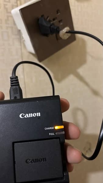 Canon DSLR camera for sale