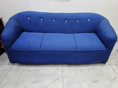 Blue Sofa Set 3,1,1 in Excellent Condition