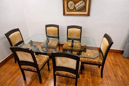 Dinning Table & Chairs for sale
