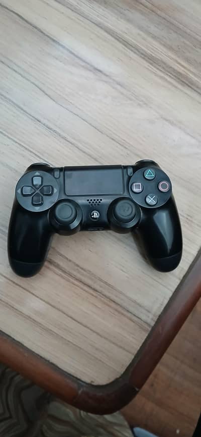 PS4 Controller