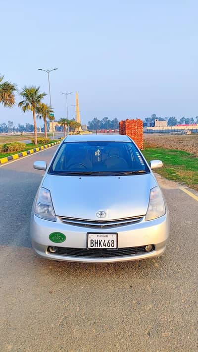 2010 model 2013 import Prius total genuine