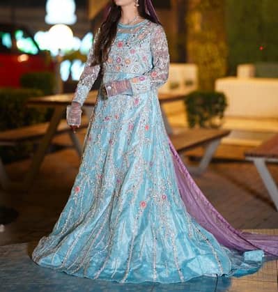 LUXURY HANDMADE ORGANZA MAXI URGENT SALE