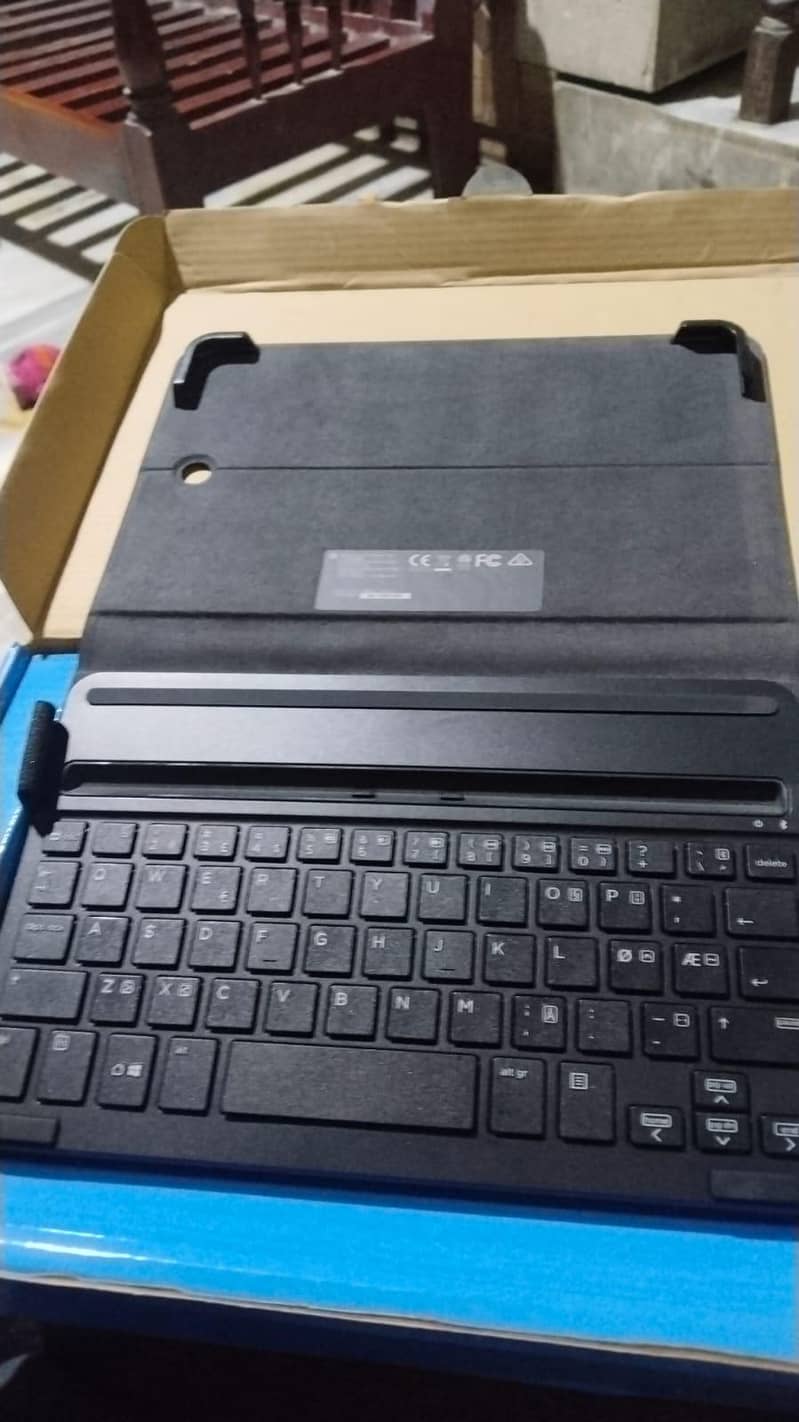 Bluetooth Keyboard Case 1