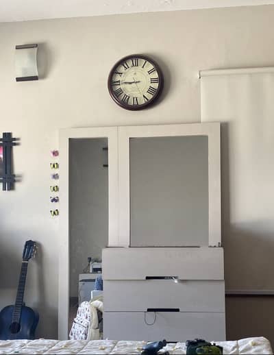 White Bed room set full. with two sode tables and dressing table