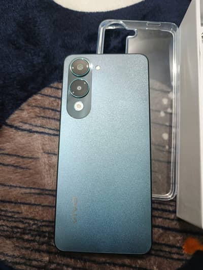 vivo y04 good condition 9/10 just 1 month use