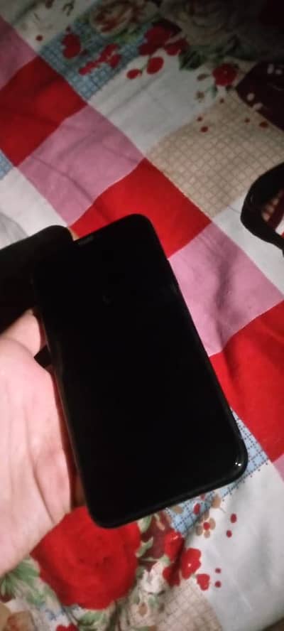 iPhone 11 pro factory unlock 64gb 84 health All okay