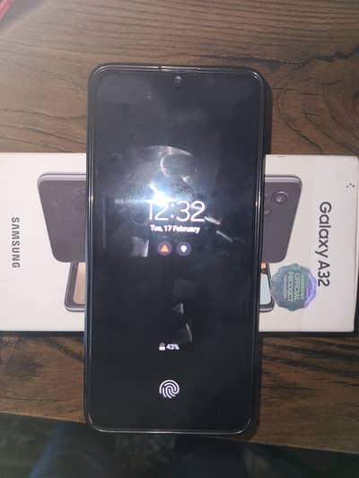 Samsung Galaxy A32 with BOX & Cable