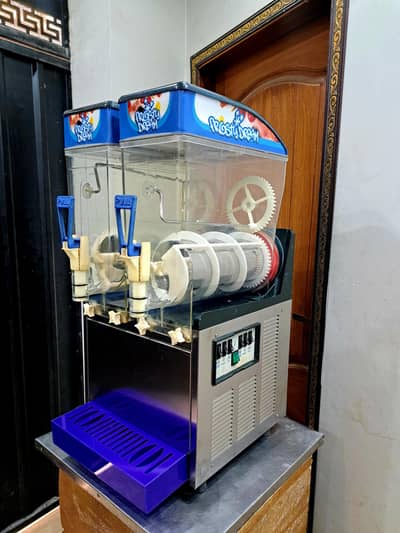 Imported Italian 2 Bowl Slush Machine