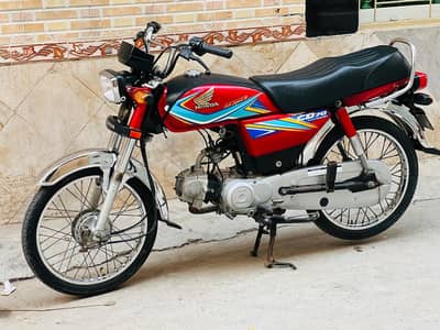 HONDA CD70/ MODLE 2018C/ CONDATION 10 BY 9