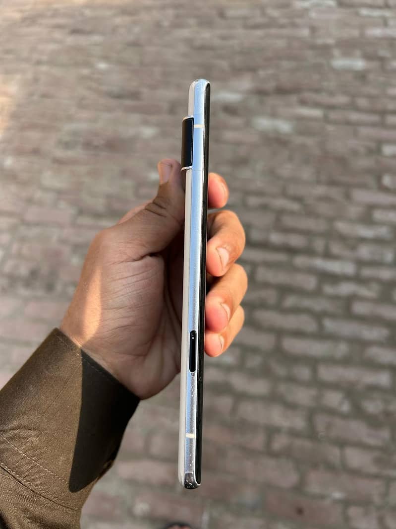 GOOGLE PIXEL 6 PRO 3