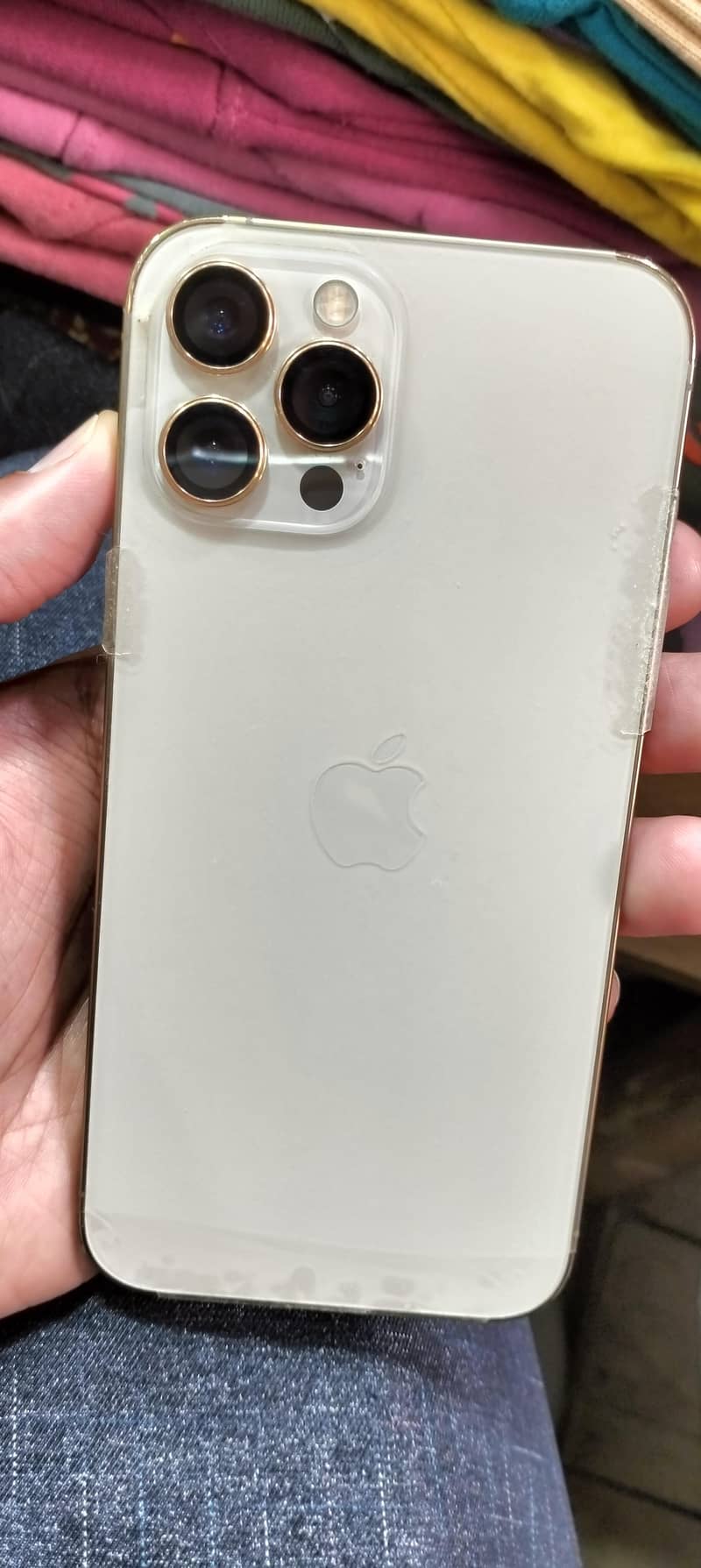iphone 12 pro max 4