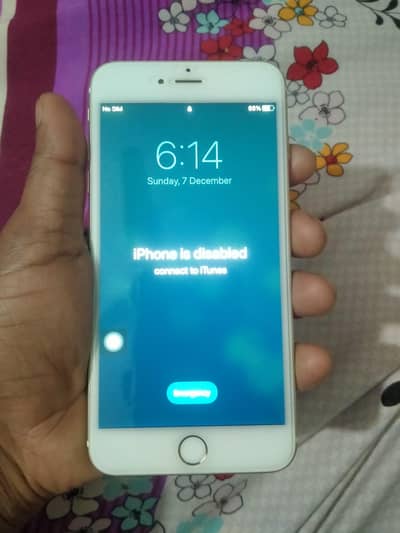 iphone 6 plus ( add padhlein)03451978138