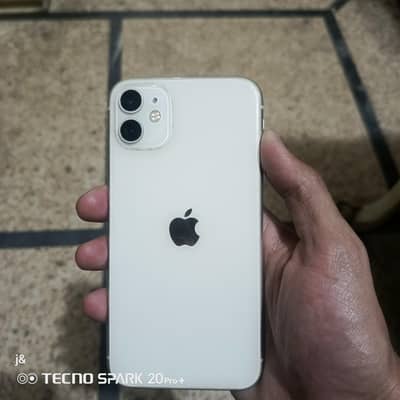 I phone 11 64 gb Jv water pack 83 percent battery health sim time Avai