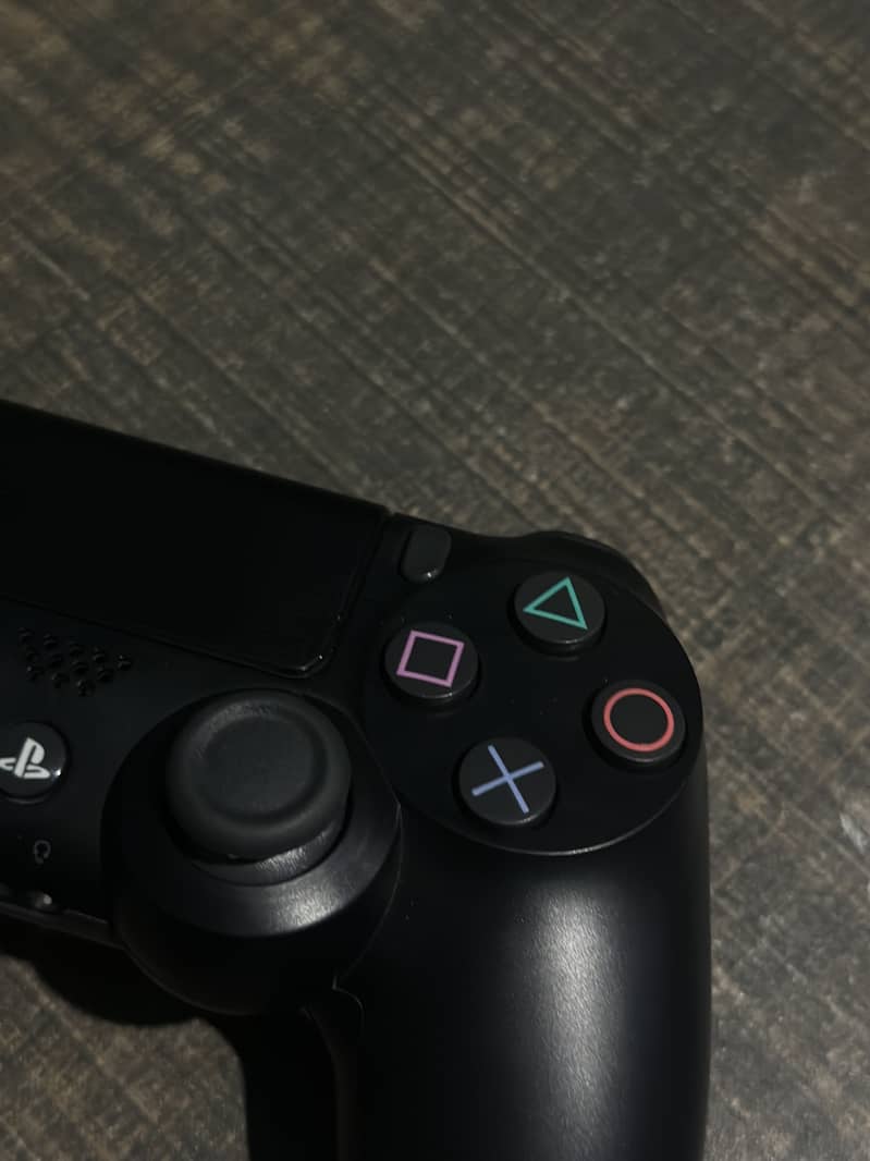 Playstation 4 wireless controller 2
