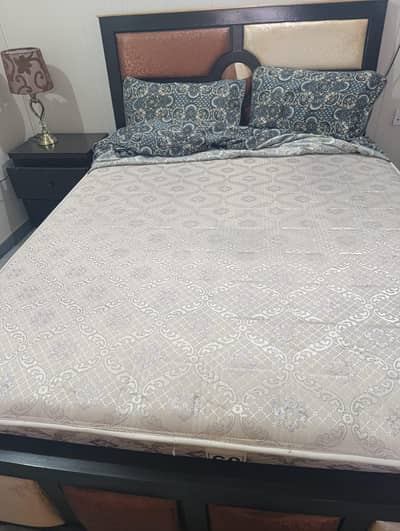 bed  with one  side table and  wall  mirror dressing for urgent sale