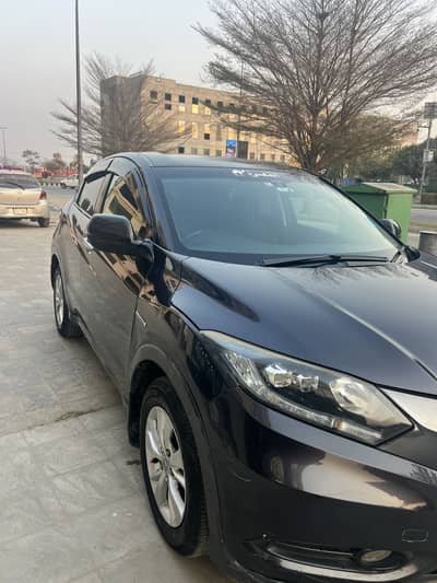 FOR SALE HONDA VEZEL 2014 MODEL 2019 IMPORT 2020 REGISTERED