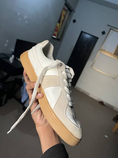 Thrifted Shoes up for sell - Size euro 39