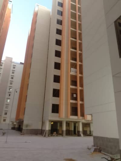 Flat For Grabs In 1600 Square Feet Karachi