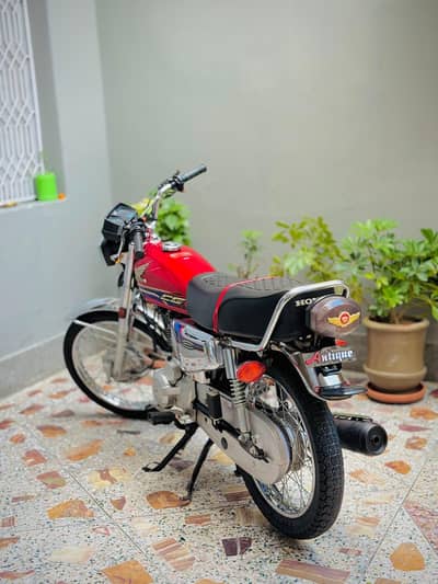 Honda CG 125 Chrome Edition