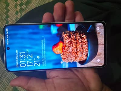 Redmi Note 13 PTA official 8+4/256 glass change box koh Gia hy